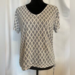 Liz Claiborne linen blend  short sleeve v-neck floral print blouse size medium